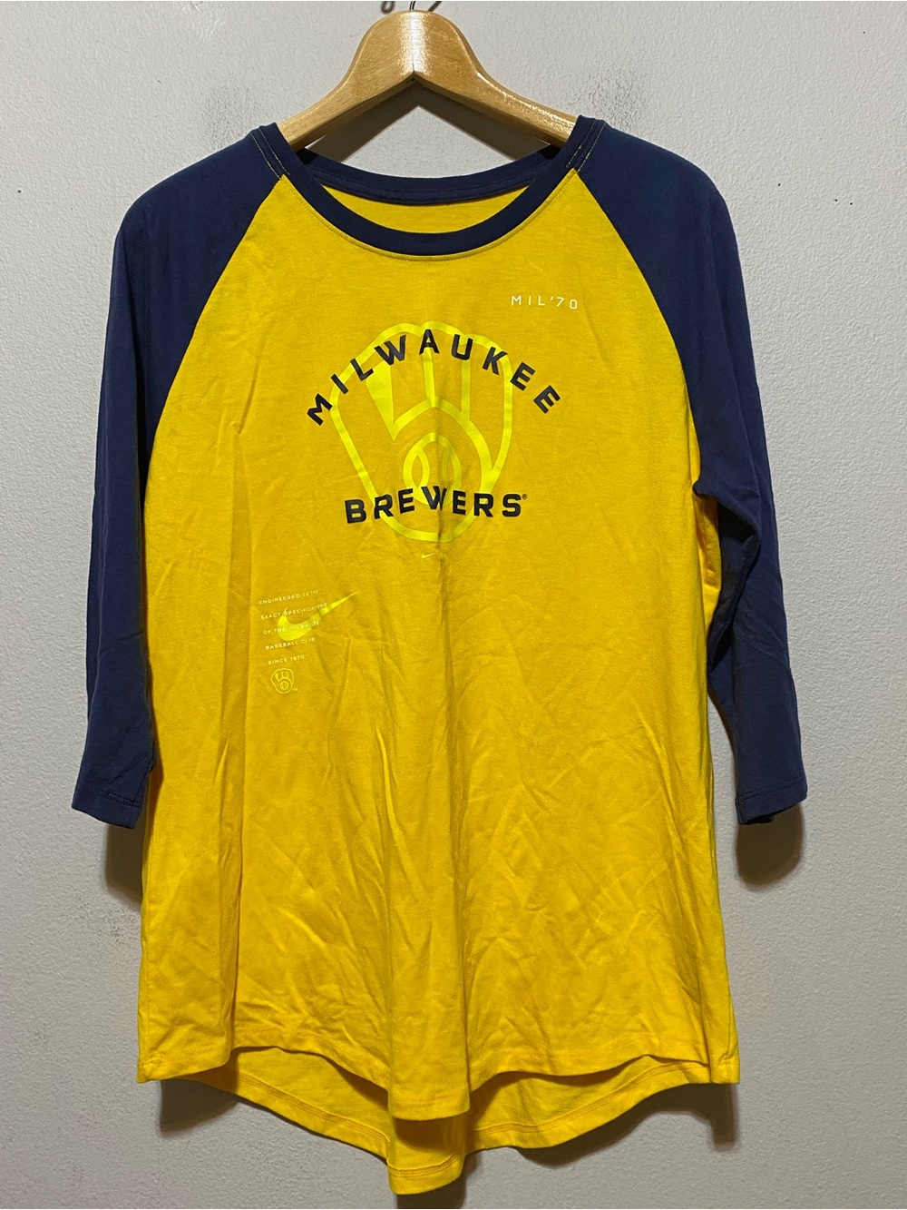 Milwaukee Brewers Nike 3/4-Sleeve T-Shirt Women's Large